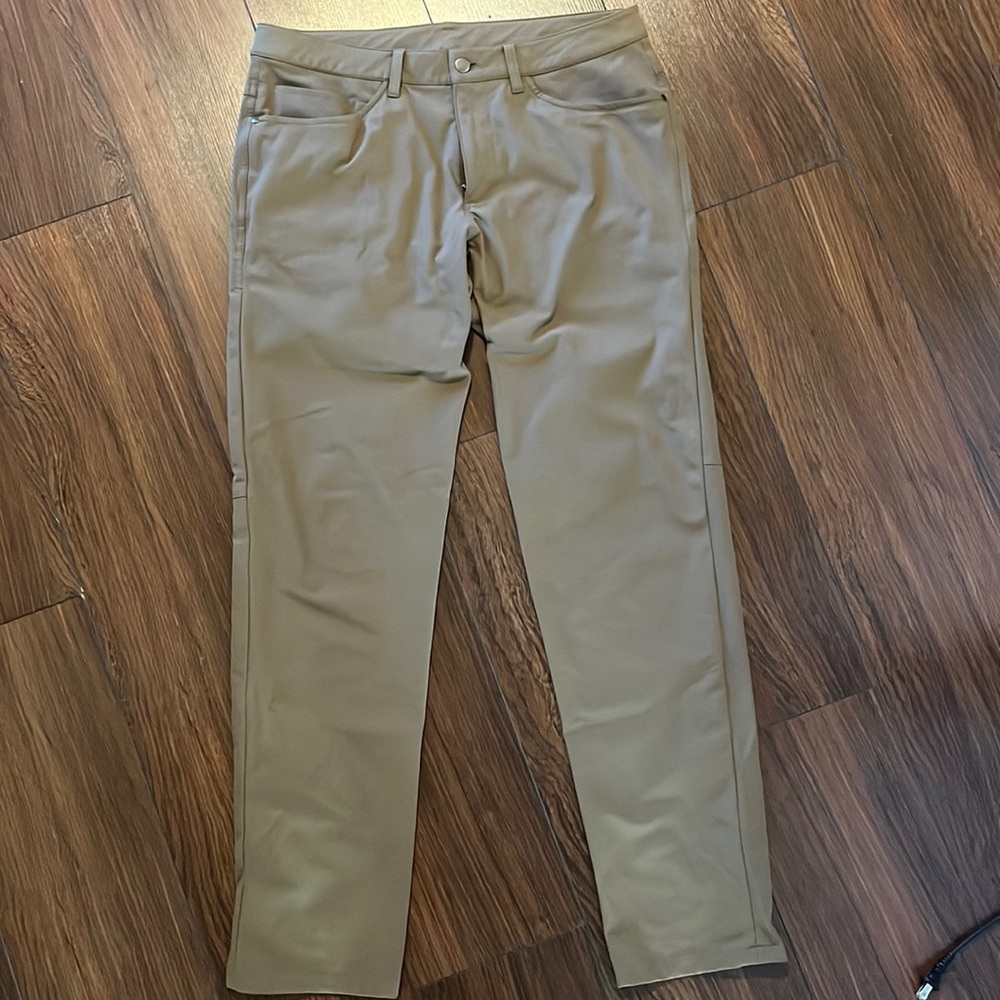 Lululemon Men’s ABC Pants